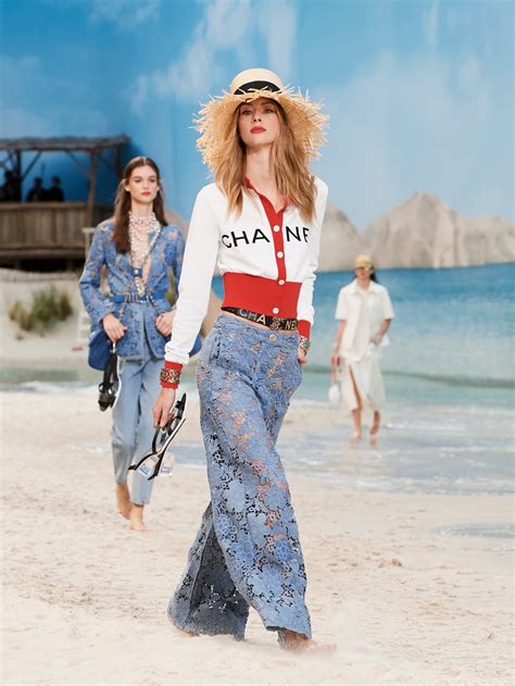 nuova collezione chanel primavera estate 2019|Chanel spring dresses.